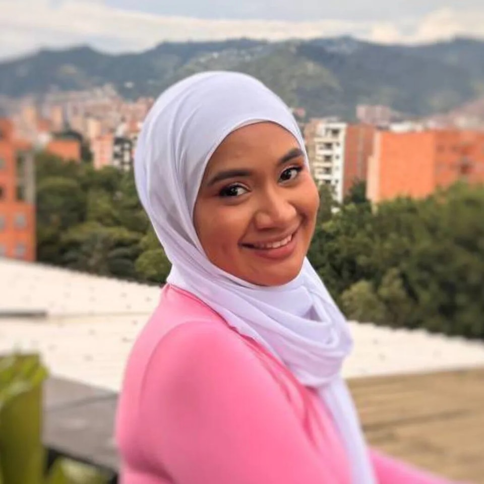 Hadida Vey profile portrait