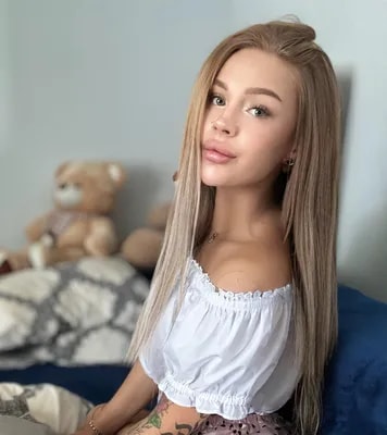 Crystal Wi profile portrait